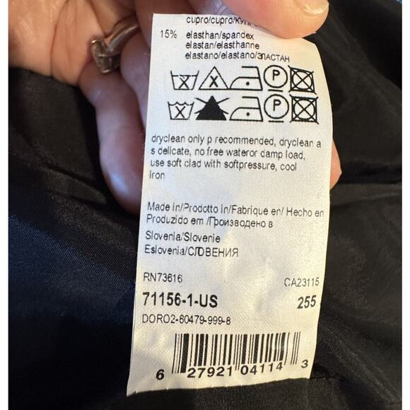 Hugo Boss Sheath Dress Women’s Size 8 Embellished Neck Black Wool Blend Classic - Picture 8 of 9